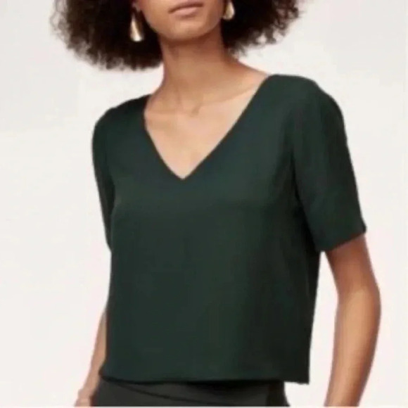 Aritzia Babaton Randy Blouse Top V Neck Shirt Short Sleeve Dark Green - Picture 1 of 6